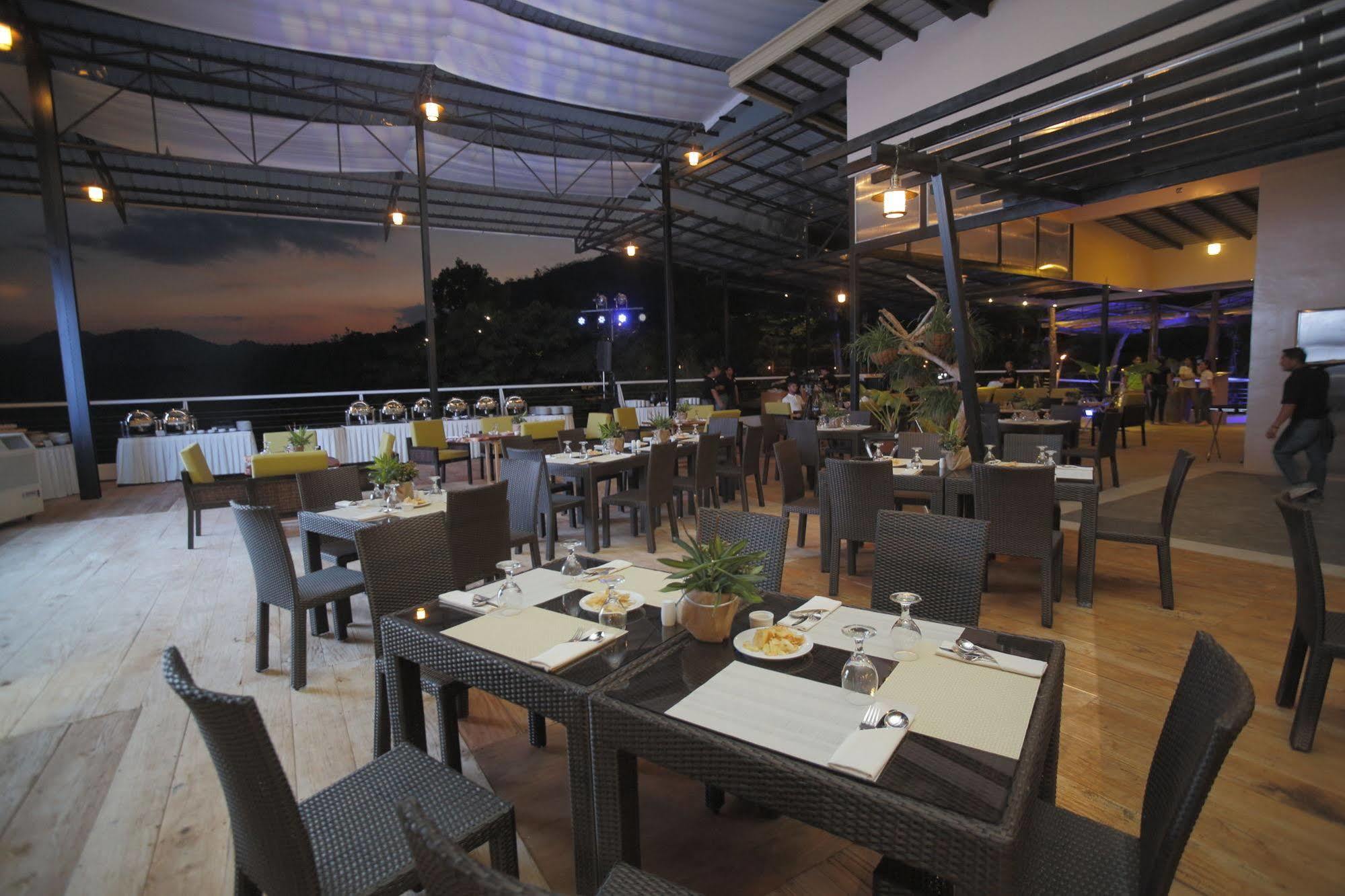 Green Canyon Leisure Farms Clark Field Zewnętrze zdjęcie